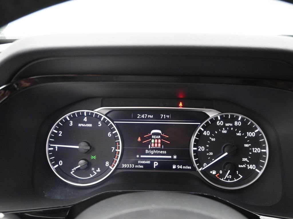 Used 2024 Nissan Pathfinder SV image 18