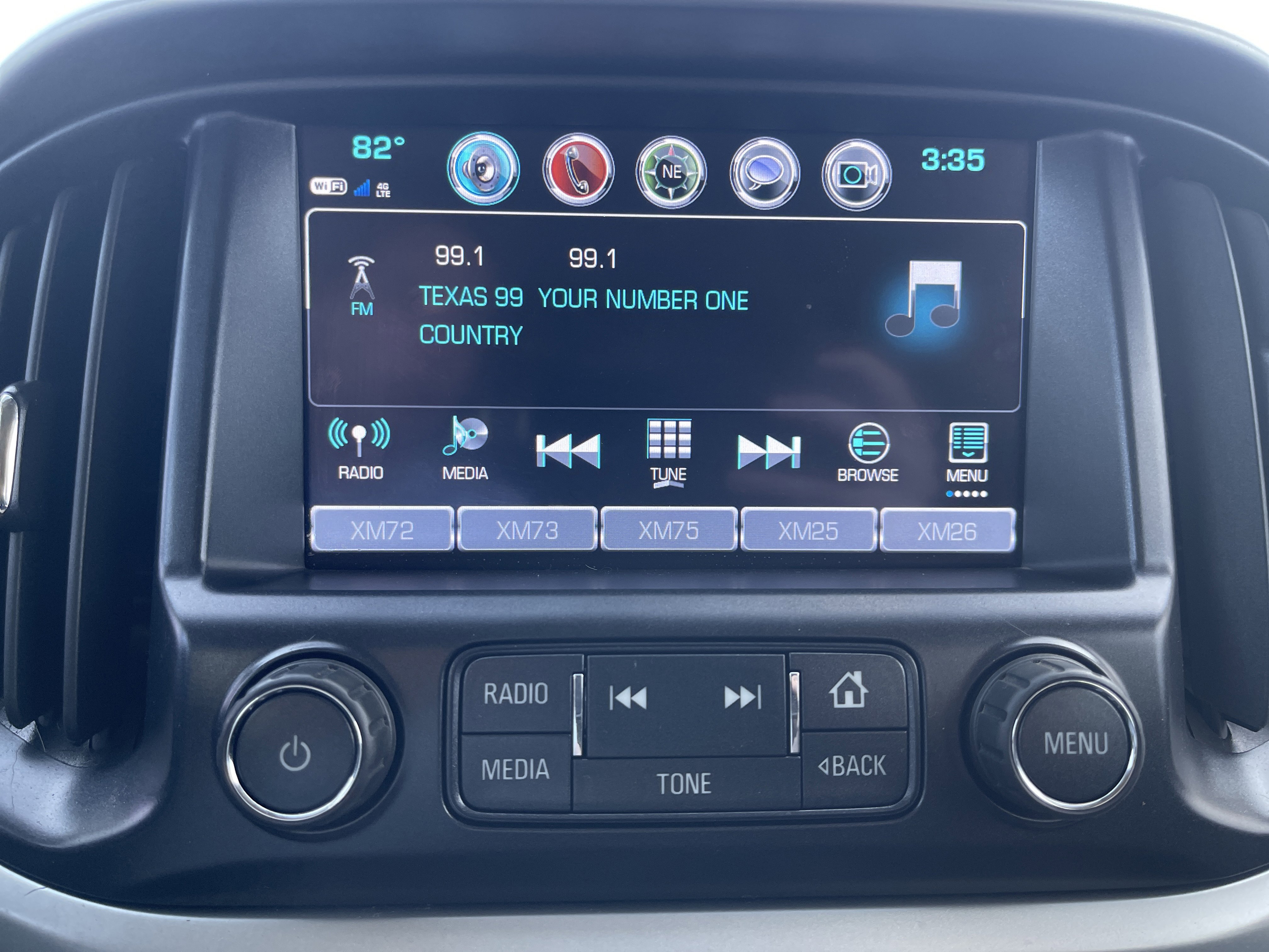 Used 2018 Chevrolet Colorado LT w/ Redline Special Edition image 24