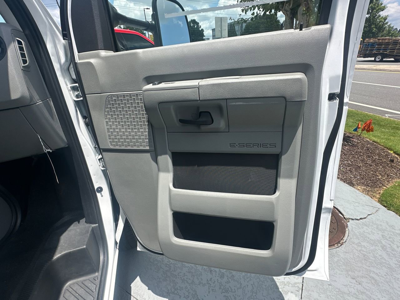 New 2025 Ford E-350 and Econoline 350 Super Duty w/ Power Equipment Group image 14