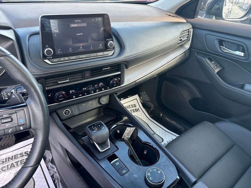 Used 2023 Nissan Rogue SV w/ SV Premium B Package AWD/4WD image 27