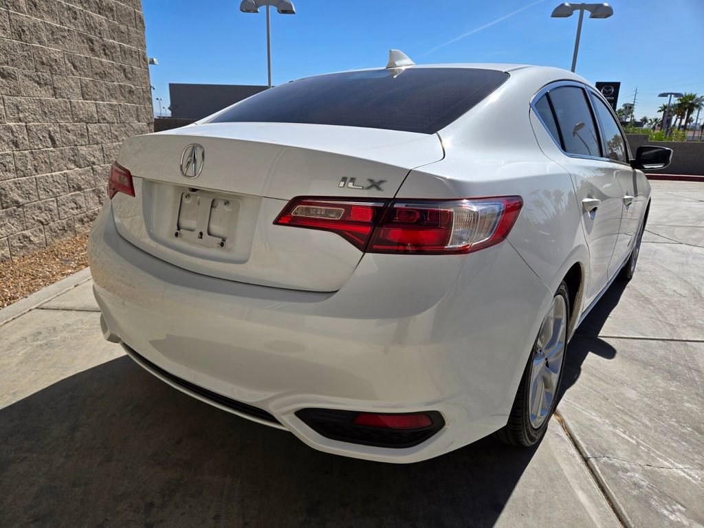 Used 2016 Acura ILX image 4