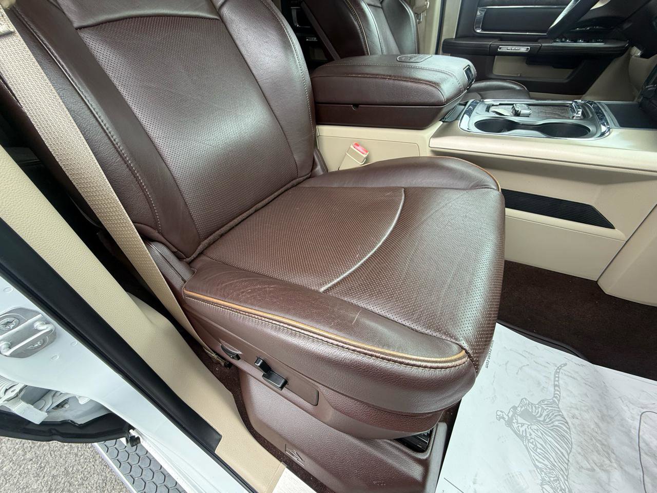 Used 2018 RAM 3500 Laramie Longhorn image 36