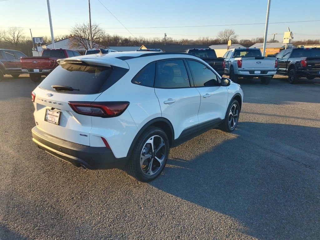 New 2026 Ford Escape Active image 5