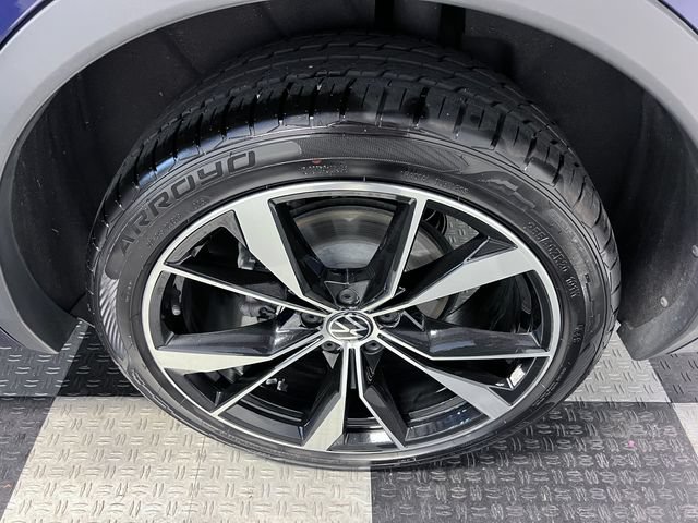 Certified 2022 Volkswagen Tiguan SEL R-Line AWD/4WD image 16