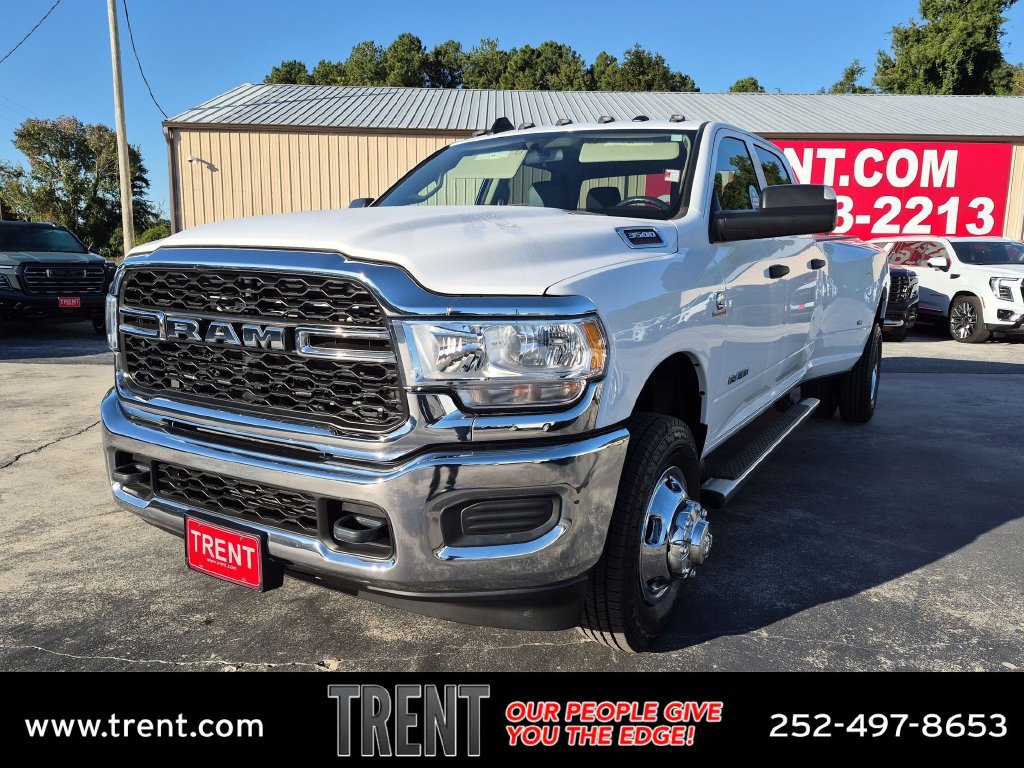 Used 2020 RAM 3500 Tradesman w/ Chrome Appearance Group AWD/4WD image 1
