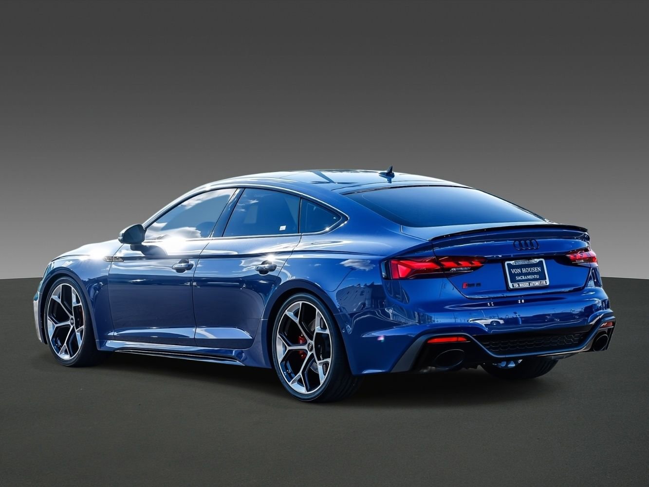 Used 2024 Audi RS 5 Sportback image 2