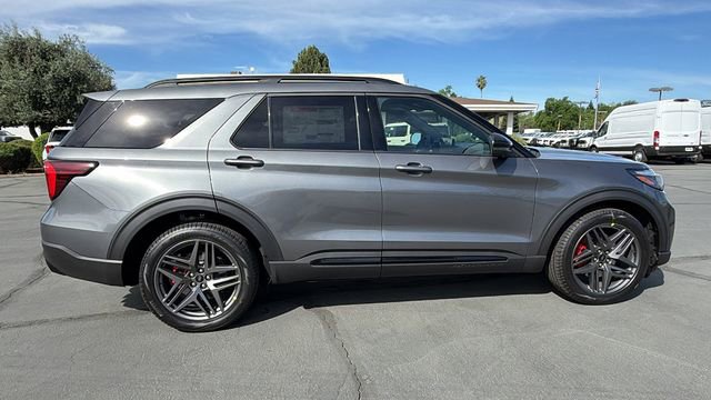 New 2026 Ford Explorer ST image 3