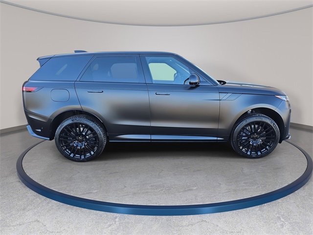New 2026 Land Rover Range Rover Sport SV image 4