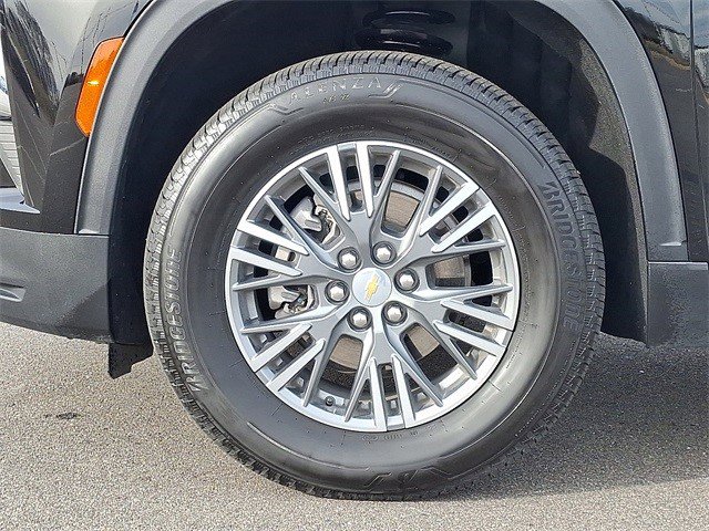 Certified 2025 Chevrolet Traverse LT image 5