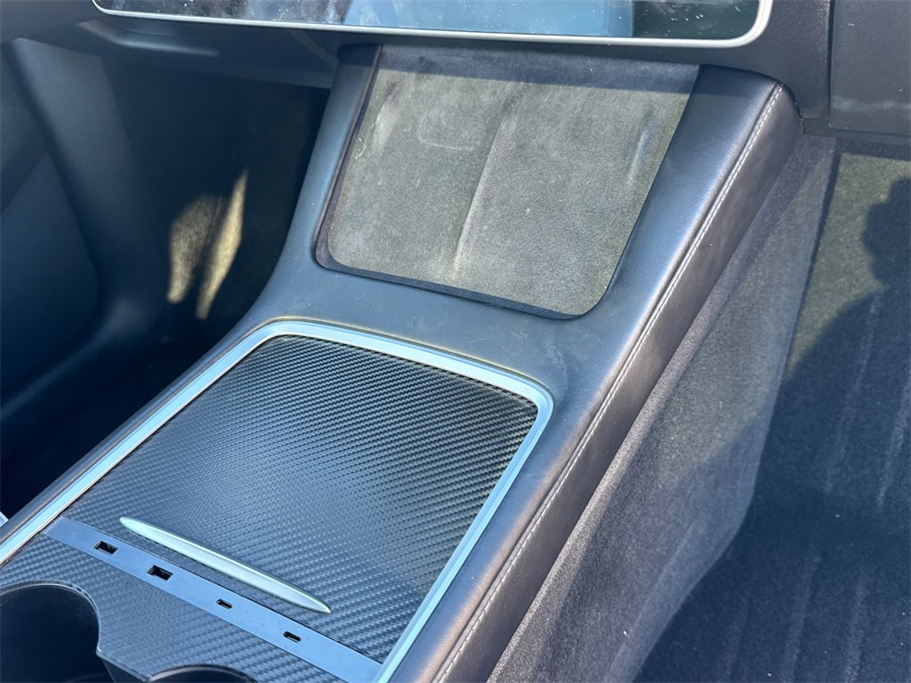 Used 2021 Tesla Model Y Long Range image 15