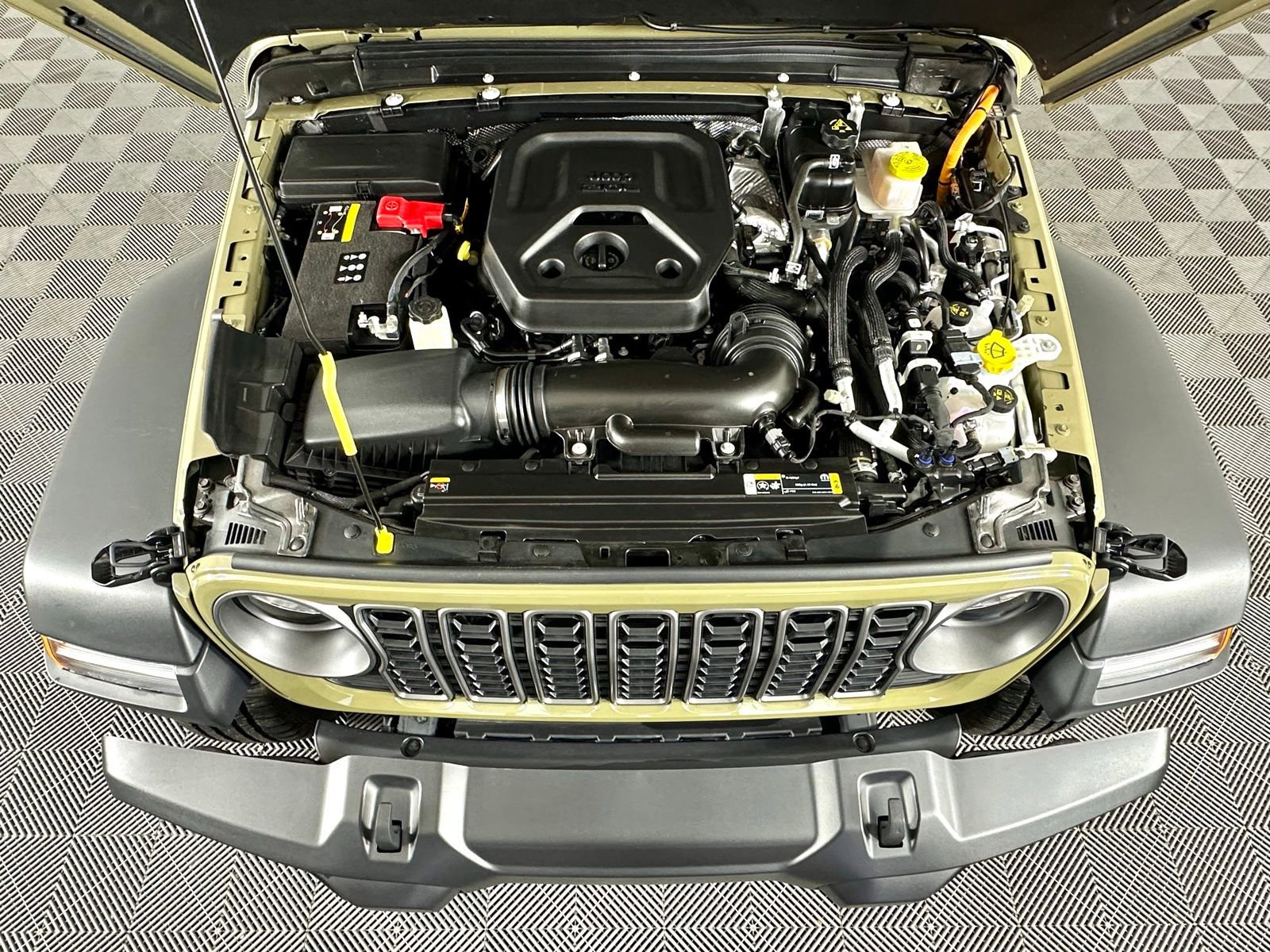 Used 2025 Jeep Wrangler Unlimited Sport S 4xe w/ Convenience Group image 22