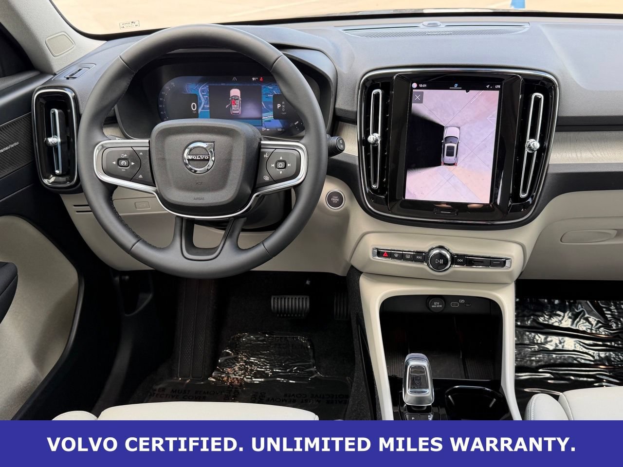 Certified 2025 Volvo XC40 B5 Ultra AWD/4WD image 15