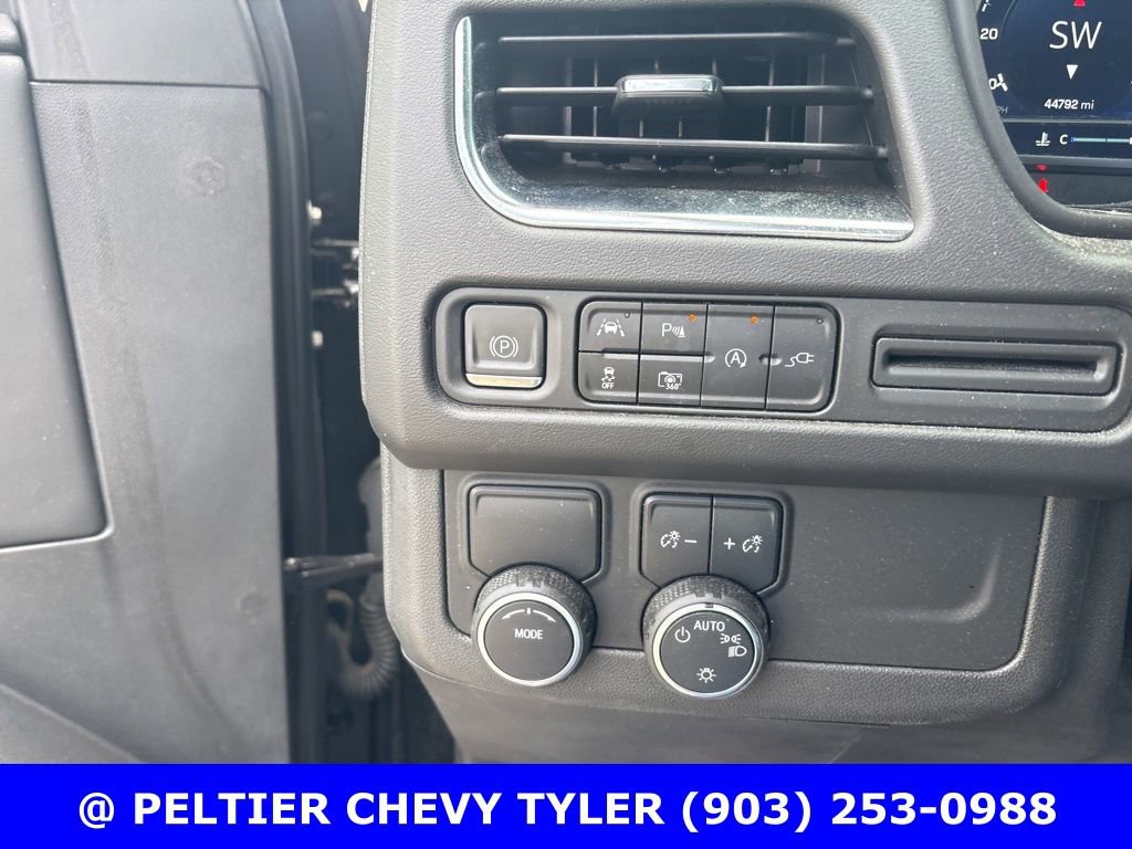 Used 2022 Chevrolet Tahoe LT w/ Luxury Package image 12