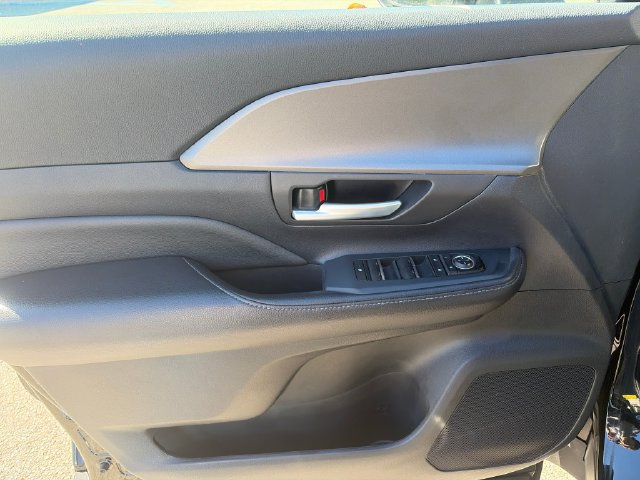 Used 2024 Toyota Grand Highlander AWD Hybrid image 25