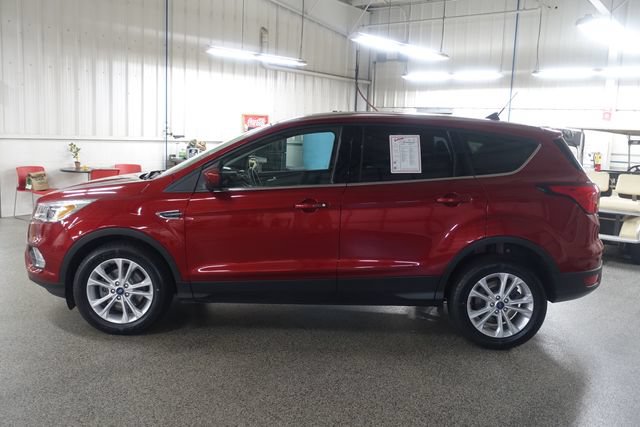 Used 2019 Ford Escape SE FWD image 4
