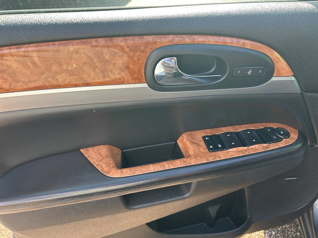 Used 2012 Buick Enclave Leather image 10