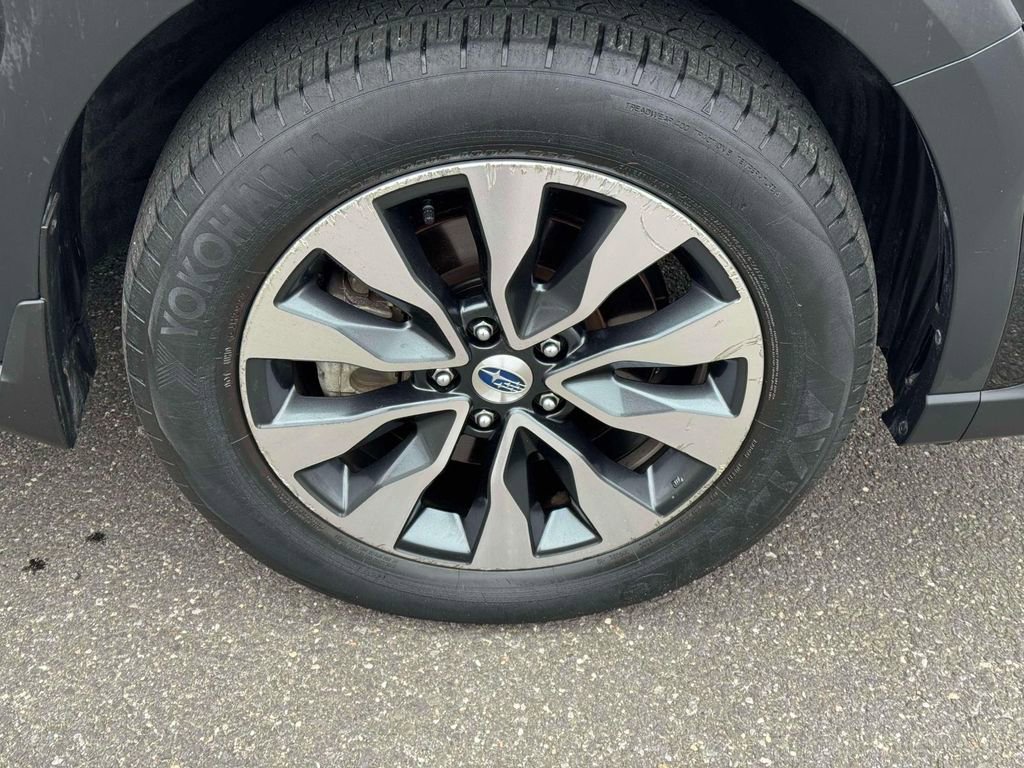 Used 2023 Subaru Outback Limited AWD/4WD image 10