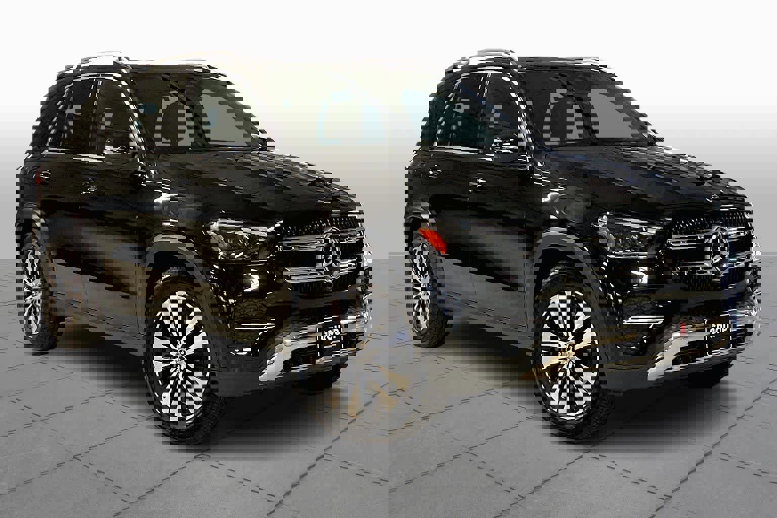 Used 2024 Mercedes-Benz GLE 350 4MATIC image 2