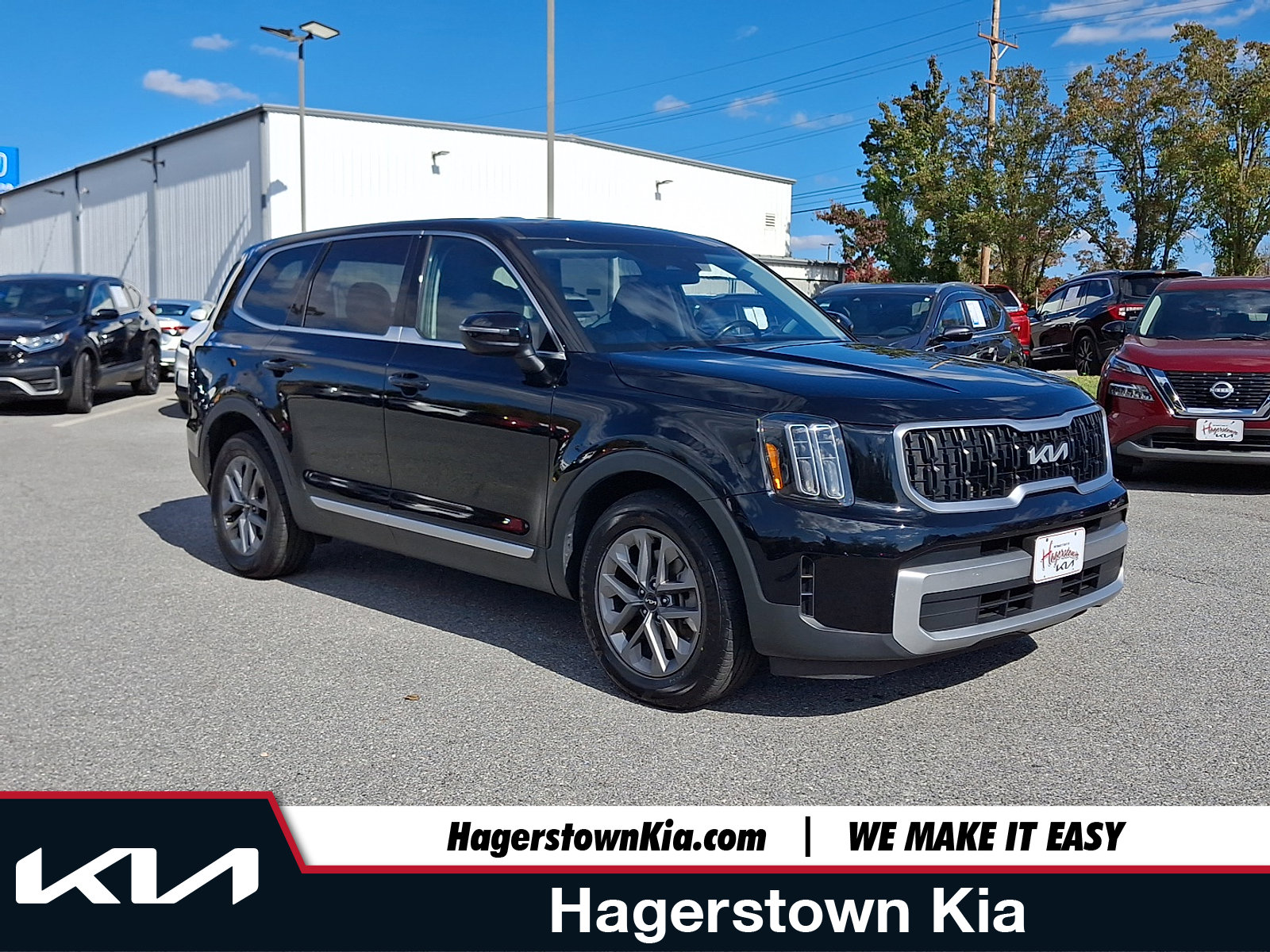 Used 2023 Kia Telluride LX image 1
