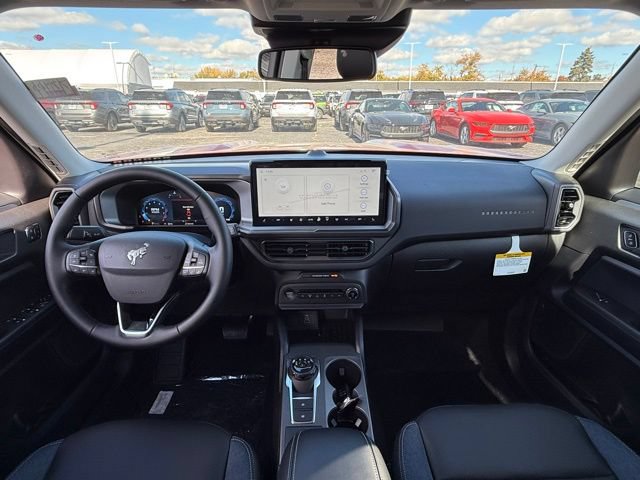 New 2025 Ford Bronco Sport Outer Banks AWD/4WD image 15