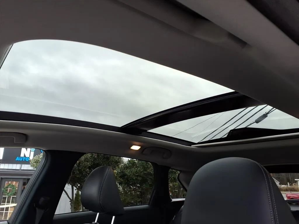 Used 2022 INFINITI QX50 Essential image 27