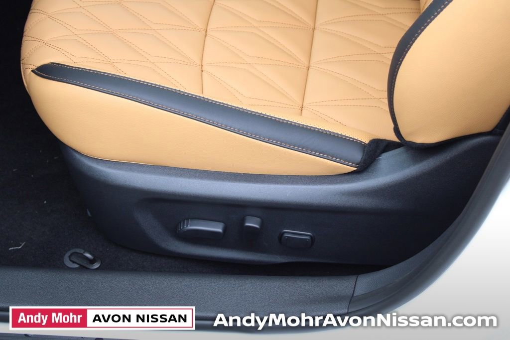 New 2025 Nissan Sentra SV w/ SV Premium Package image 9