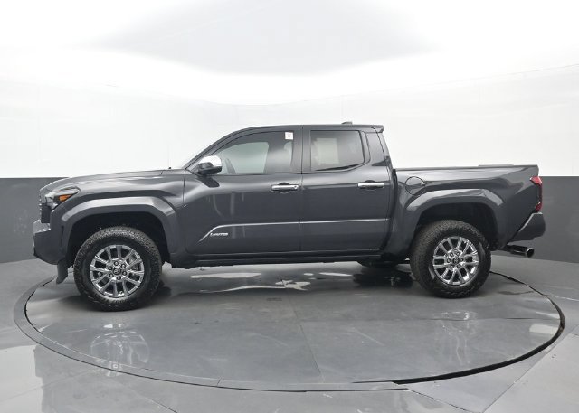 Used 2024 Toyota Tacoma Limited w/ Limited Package (LT) AWD/4WD image 24