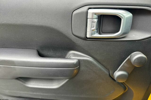Certified 2021 Jeep Wrangler Unlimited Sport AWD/4WD image 8