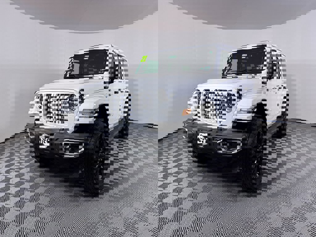 Used 2021 Jeep Wrangler Unlimited Sahara w/ Cold Weather Group image 20