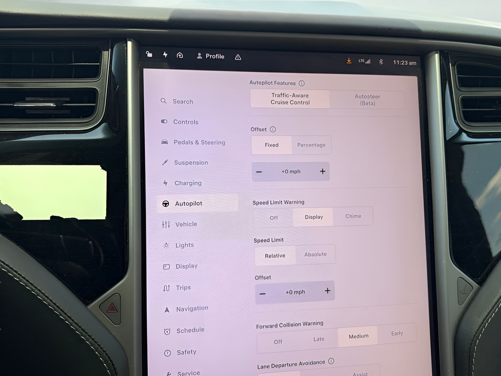Used 2019 Tesla Model X Performance AWD/4WD image 14