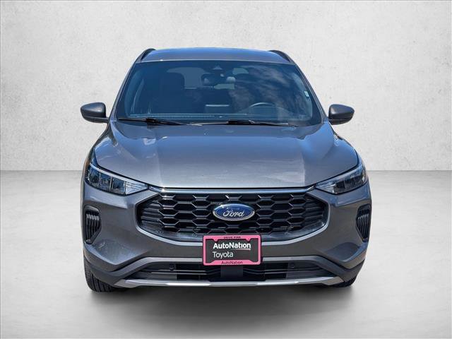 Used 2025 Ford Escape ST-Line image 2