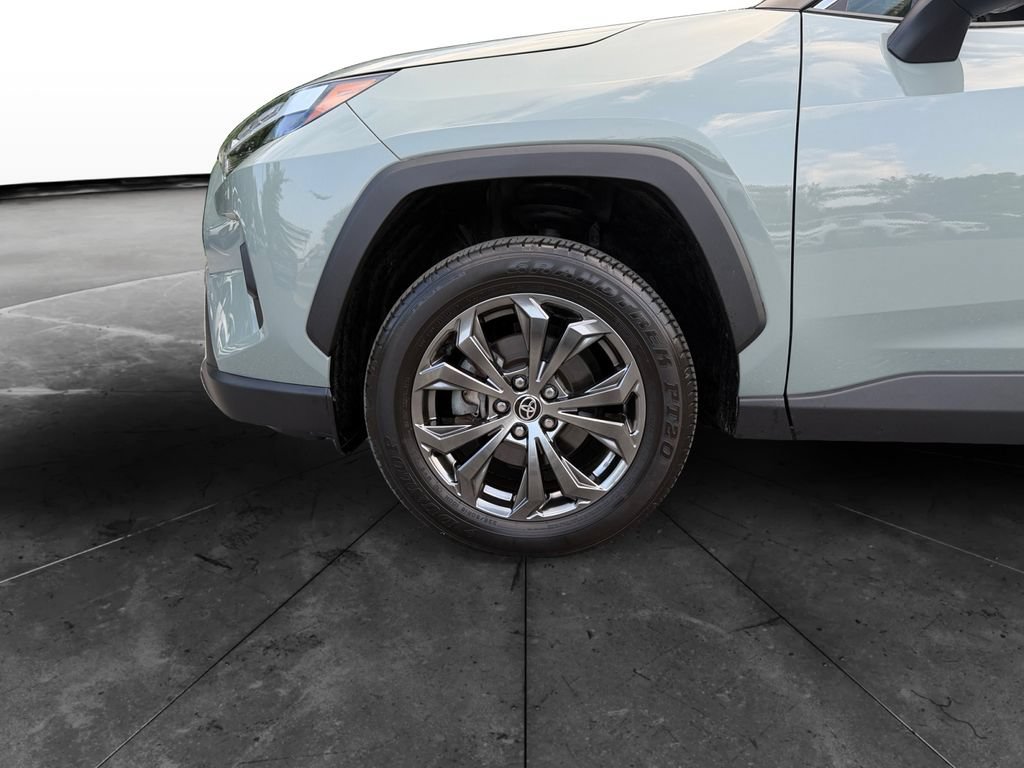 Used 2023 Toyota RAV4 XLE Premium AWD/4WD image 14