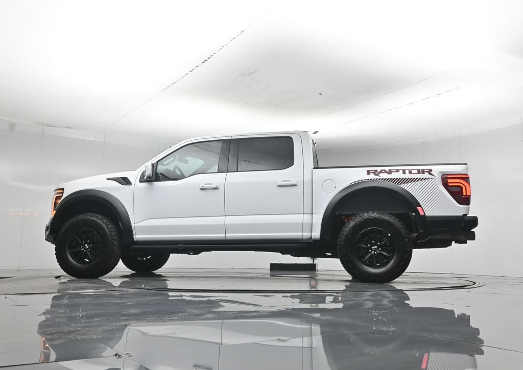 Used 2025 Ford F150 Raptor AWD/4WD image 46
