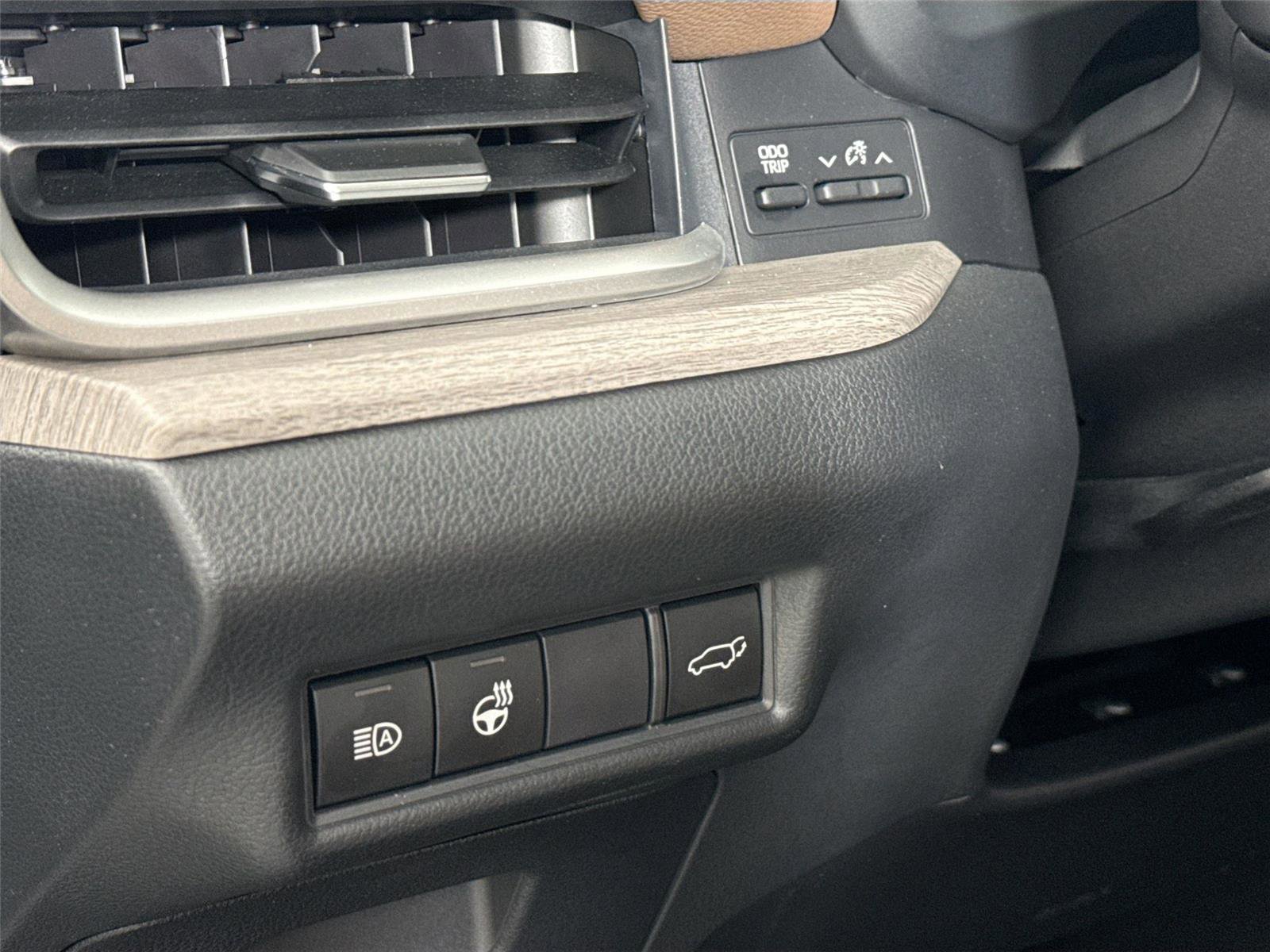 Certified 2026 Toyota Grand Highlander AWD image 16