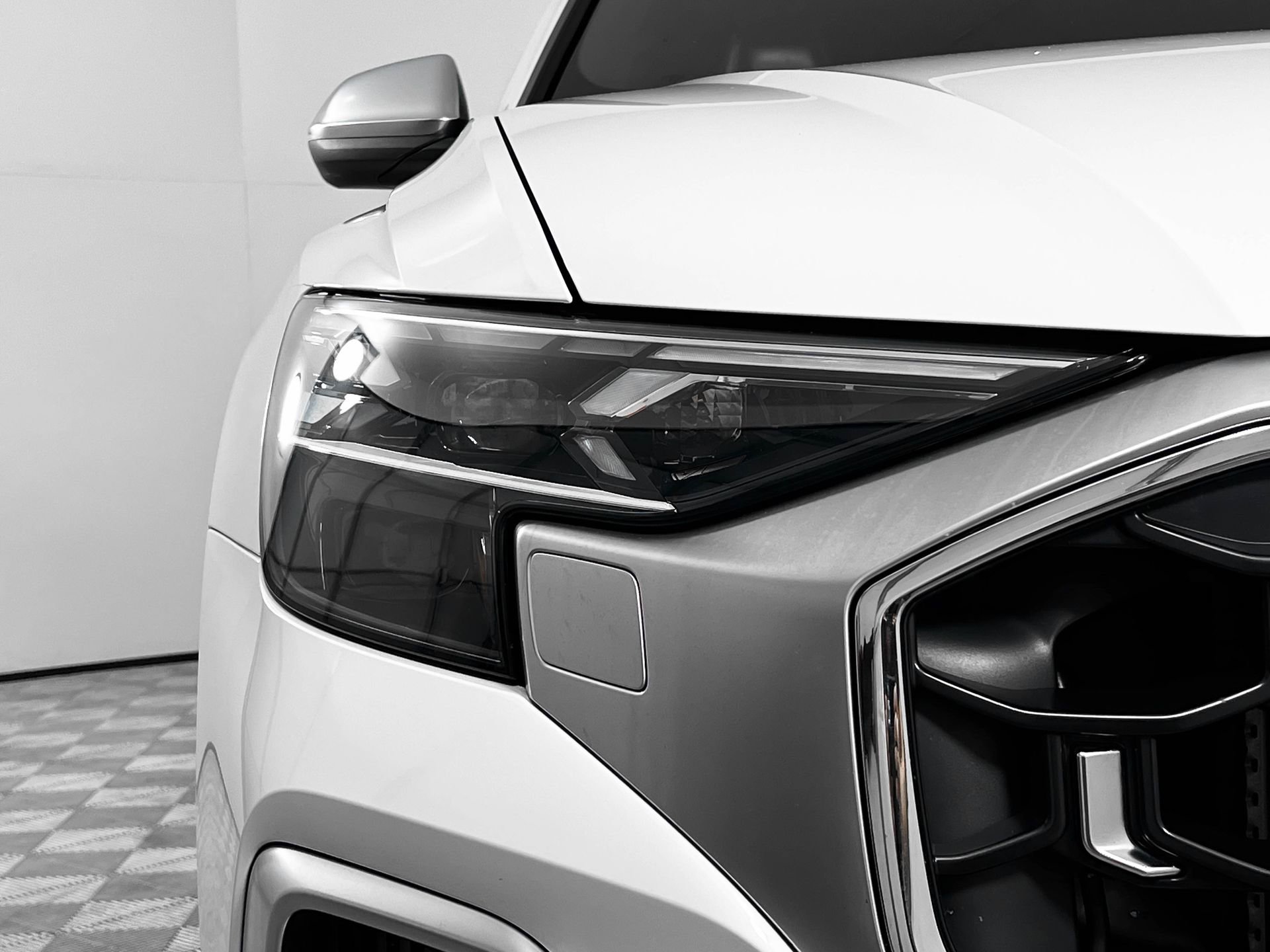 Certified 2024 Audi SQ8 Prestige image 11