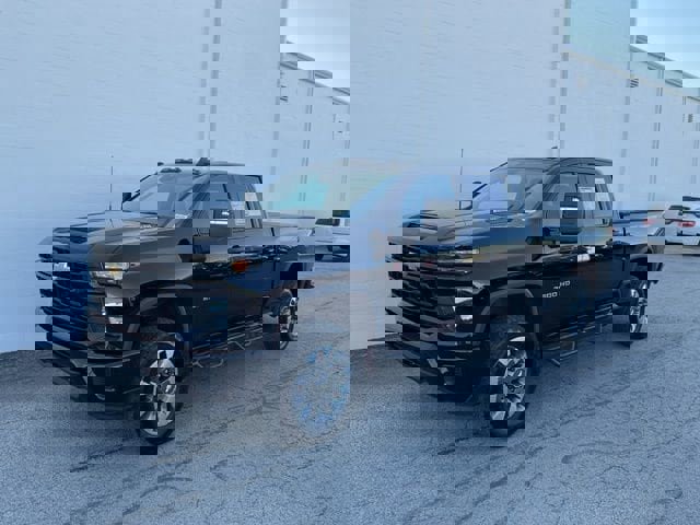 Used 2024 Chevrolet Silverado 2500 Custom w/ Custom Value Package image 39