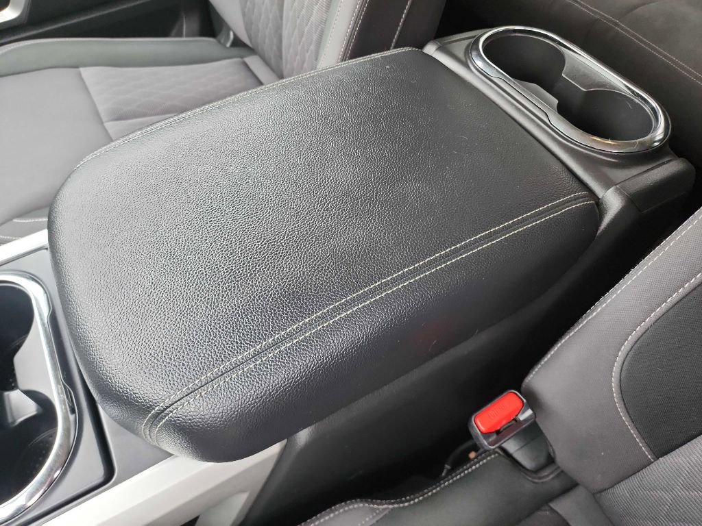 Used 2021 Nissan Titan SV w/ SV Convenience Package image 34