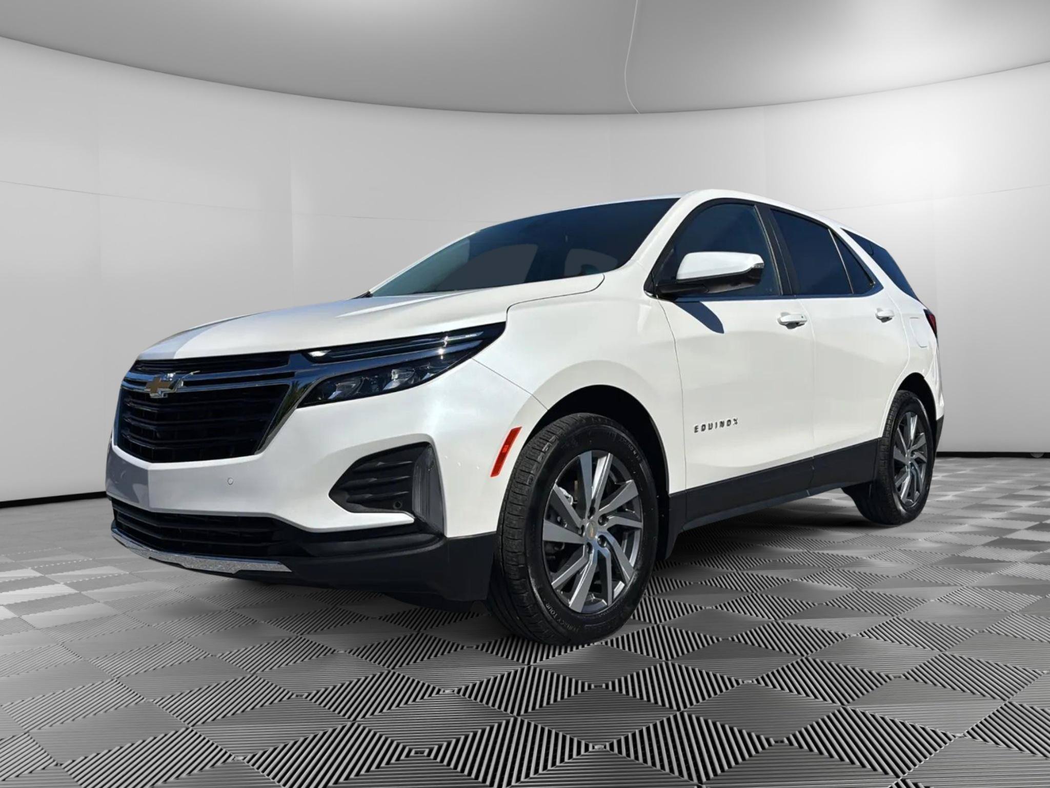 Used 2023 Chevrolet Equinox LT