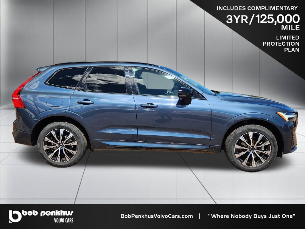 Used 2025 Volvo XC60 B5 Core AWD/4WD image 24