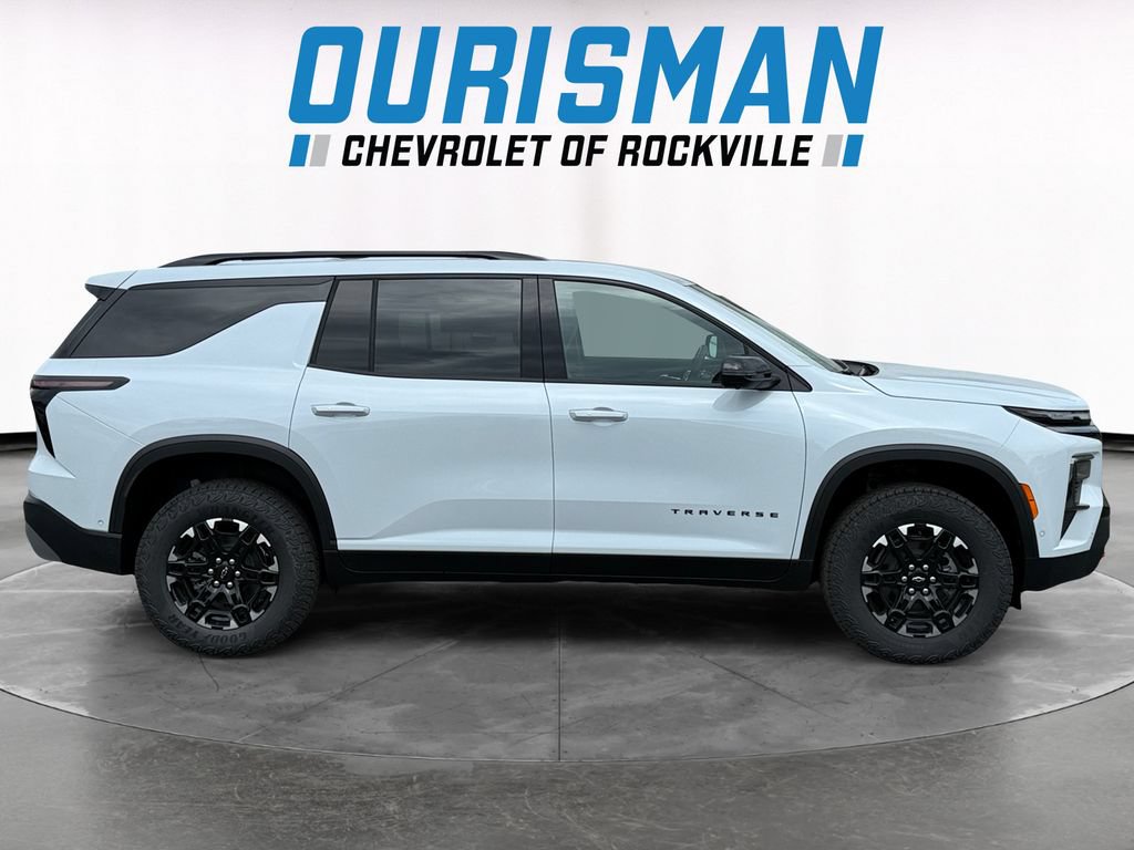 New 2027 Chevrolet Traverse Z71 w/ Enhanced Driving Package AWD/4WD image 7