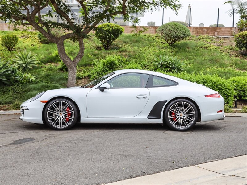 Used 2014 Porsche 911 Carrera S RWD image 3
