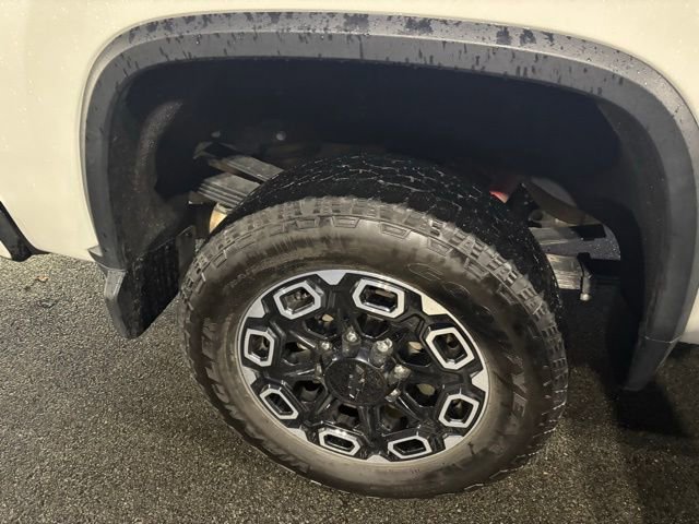 Used 2024 Chevrolet Silverado 3500 High Country w/ Technology Package image 37