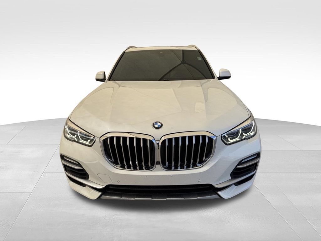 Used 2021 BMW X5 xDrive45e w/ Executive Package 3 AWD/4WD image 4