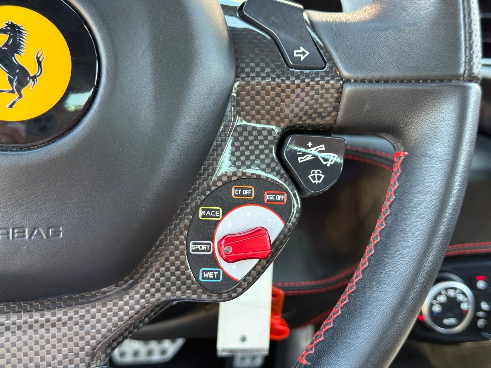 Used 2014 Ferrari 458 Italia Coupe image 28