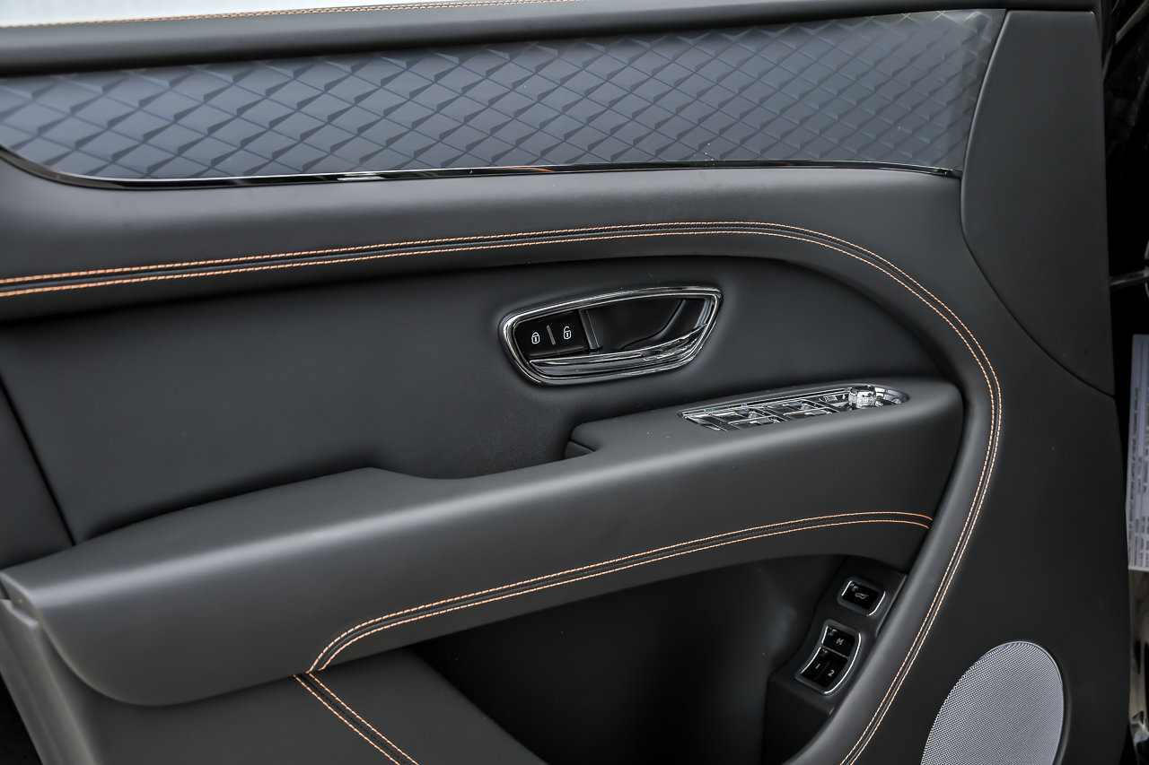 New 2026 Bentley Bentayga AWD/4WD image 22