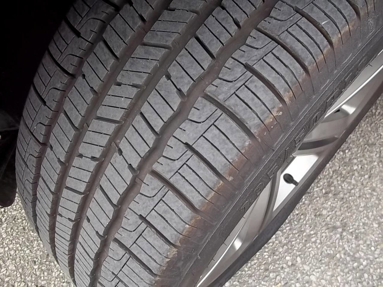 Used 2017 Volkswagen Tiguan Sport image 25