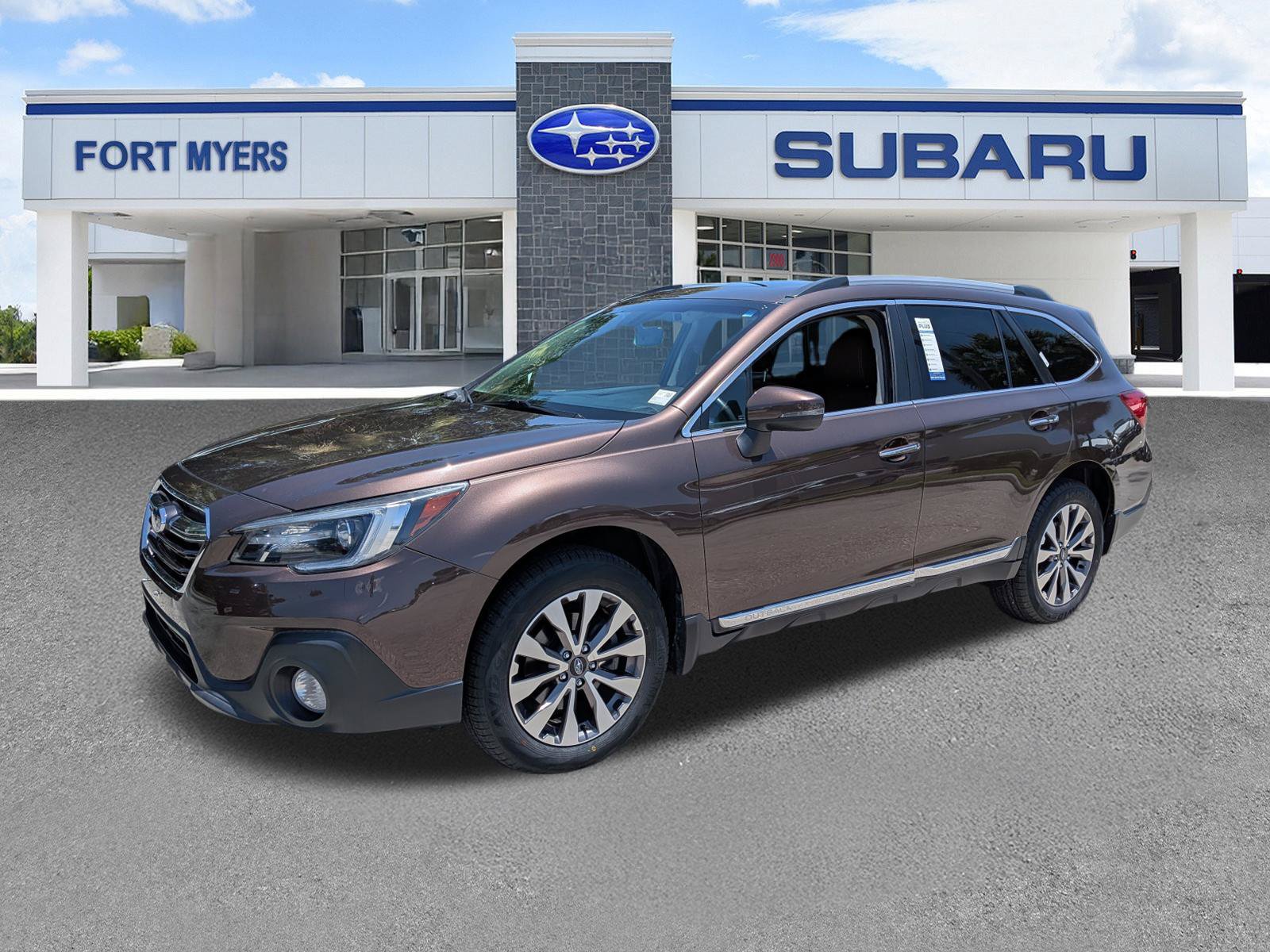 Used 2019 Subaru Outback 3.6R Touring w/ Popular Package #3A AWD/4WD image 8