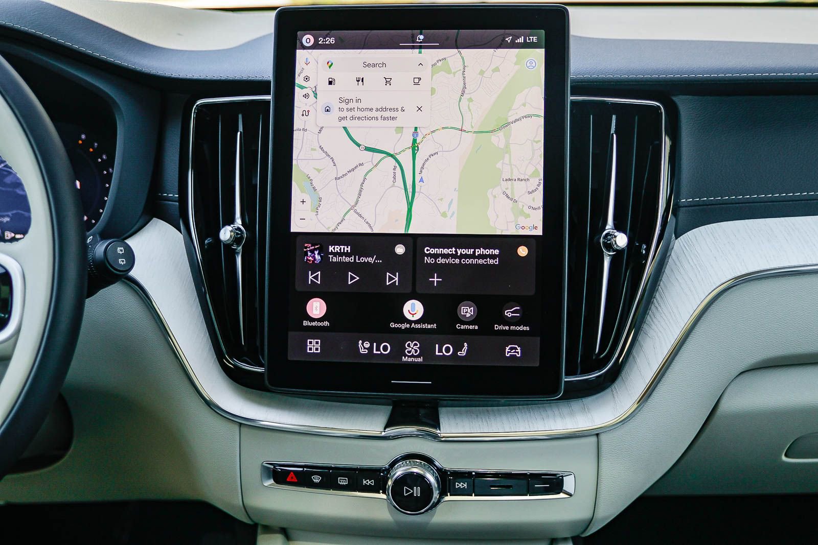 Used 2026 Volvo XC60 B5 Ultra w/ Protection Package Premier image 15