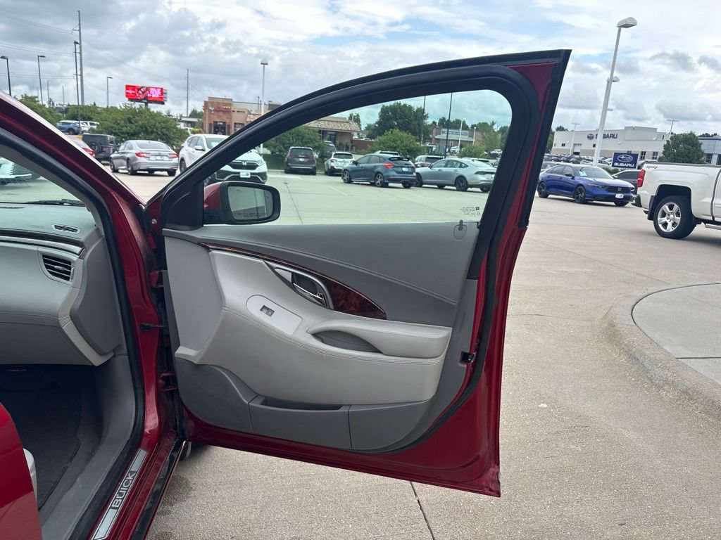 Used 2013 Buick LaCrosse Leather w/ Driver Confidence Package FWD image 24