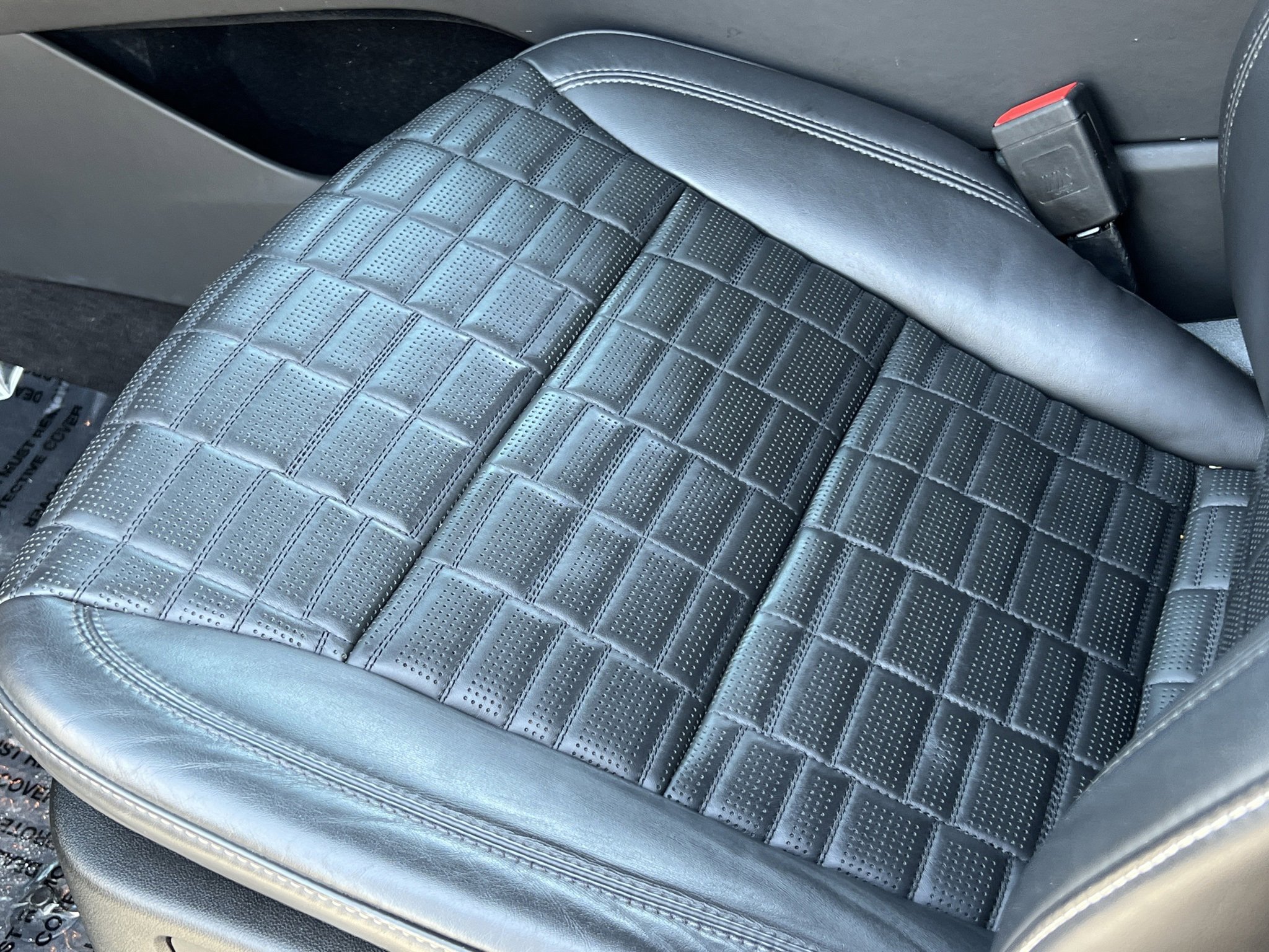 Used 2022 Cadillac Escalade Sport Platinum w/ Heavy-Duty Trailer Package image 42